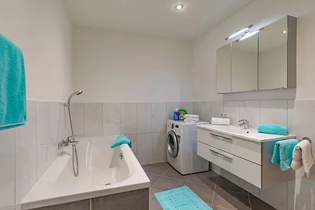 ferienwohnung_prama_pramaweg_97_going_badezimmer_1.jpg